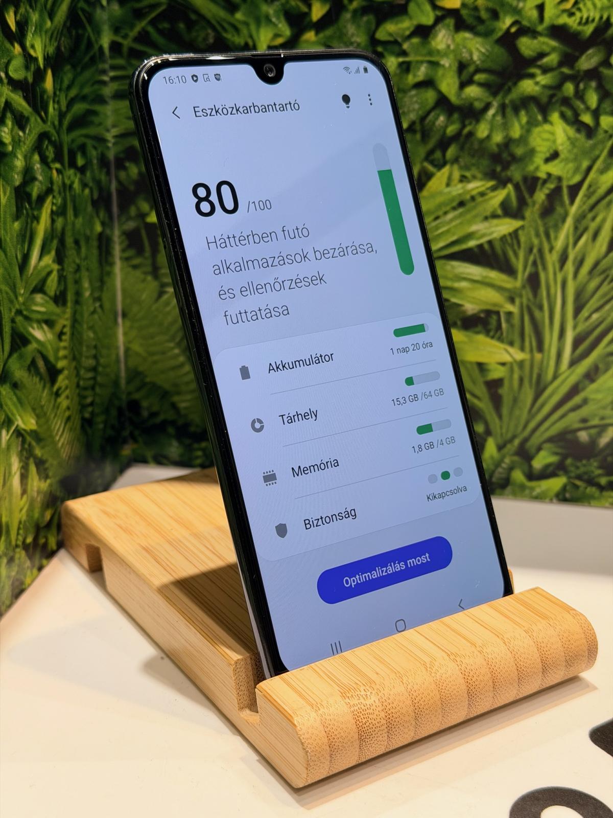 Samsung Galaxy A40 Dual Sim 64 GB, 12 hó garancia