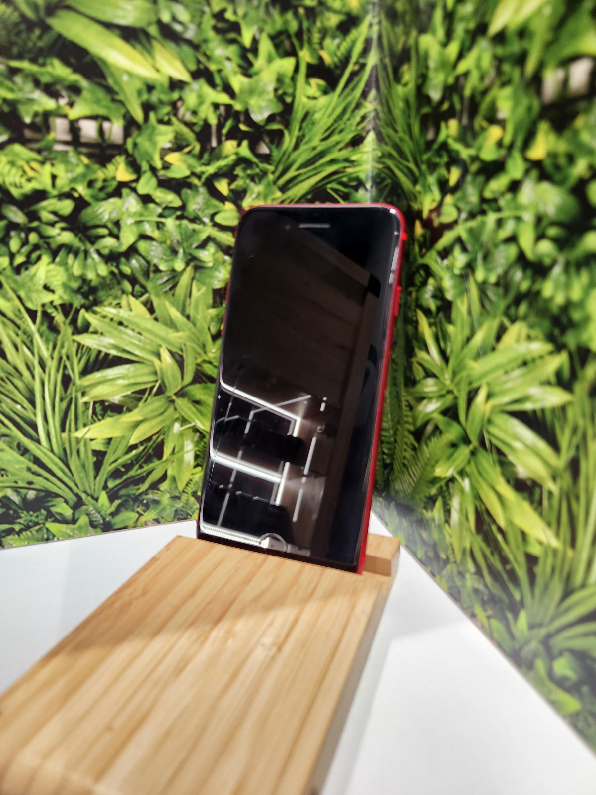 Apple iPhone SE (2020) Kártyafüggetlen 64 GB, 12 hó garancia