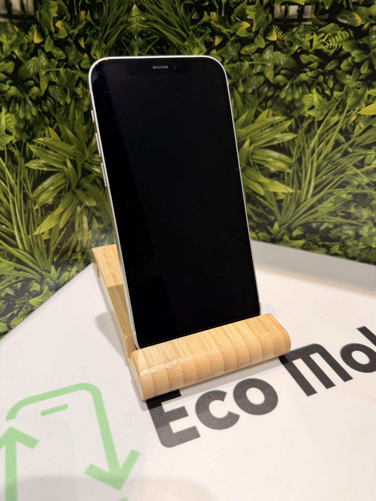 Apple iPhone 12 Kártyafüggetlen 64 GB, 12 hó garancia
