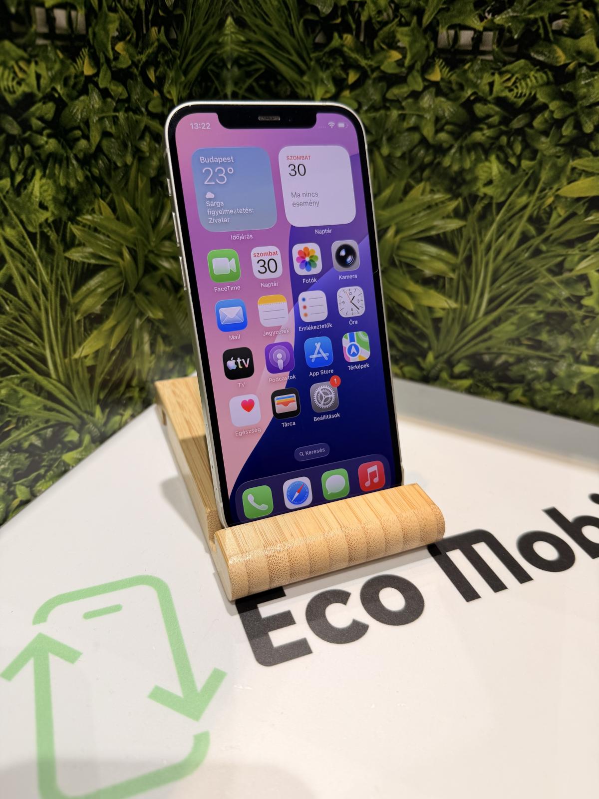 Apple iPhone 12 Kártyafüggetlen 64 GB, 12 hó garancia
