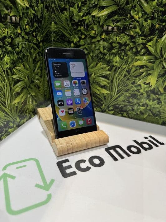 Apple iPhone 8 Kártyafüggetlen 64 GB, 12 hó garancia