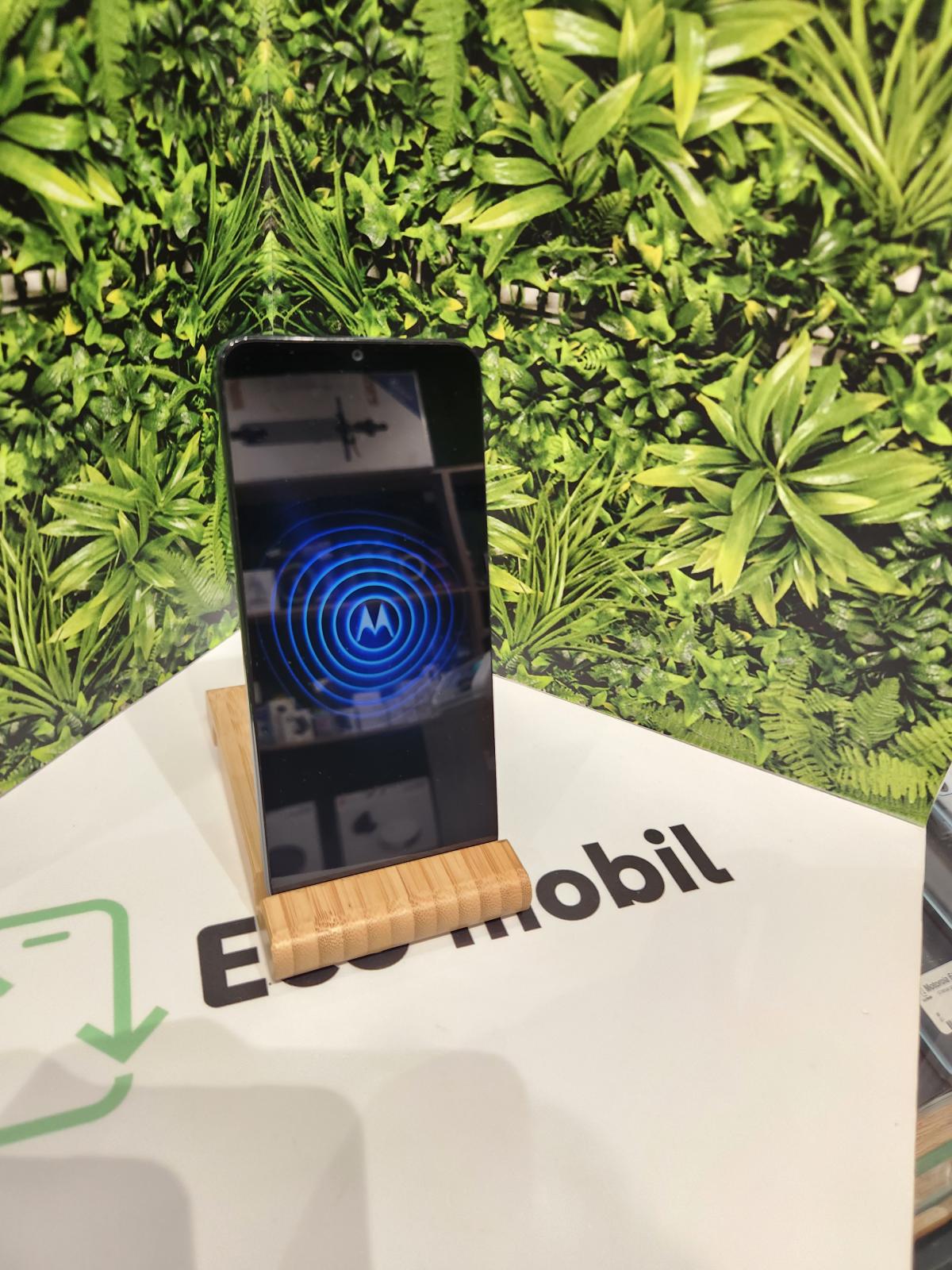 Motorola E13 Dual Sim 64 GB, 12 hó garancia