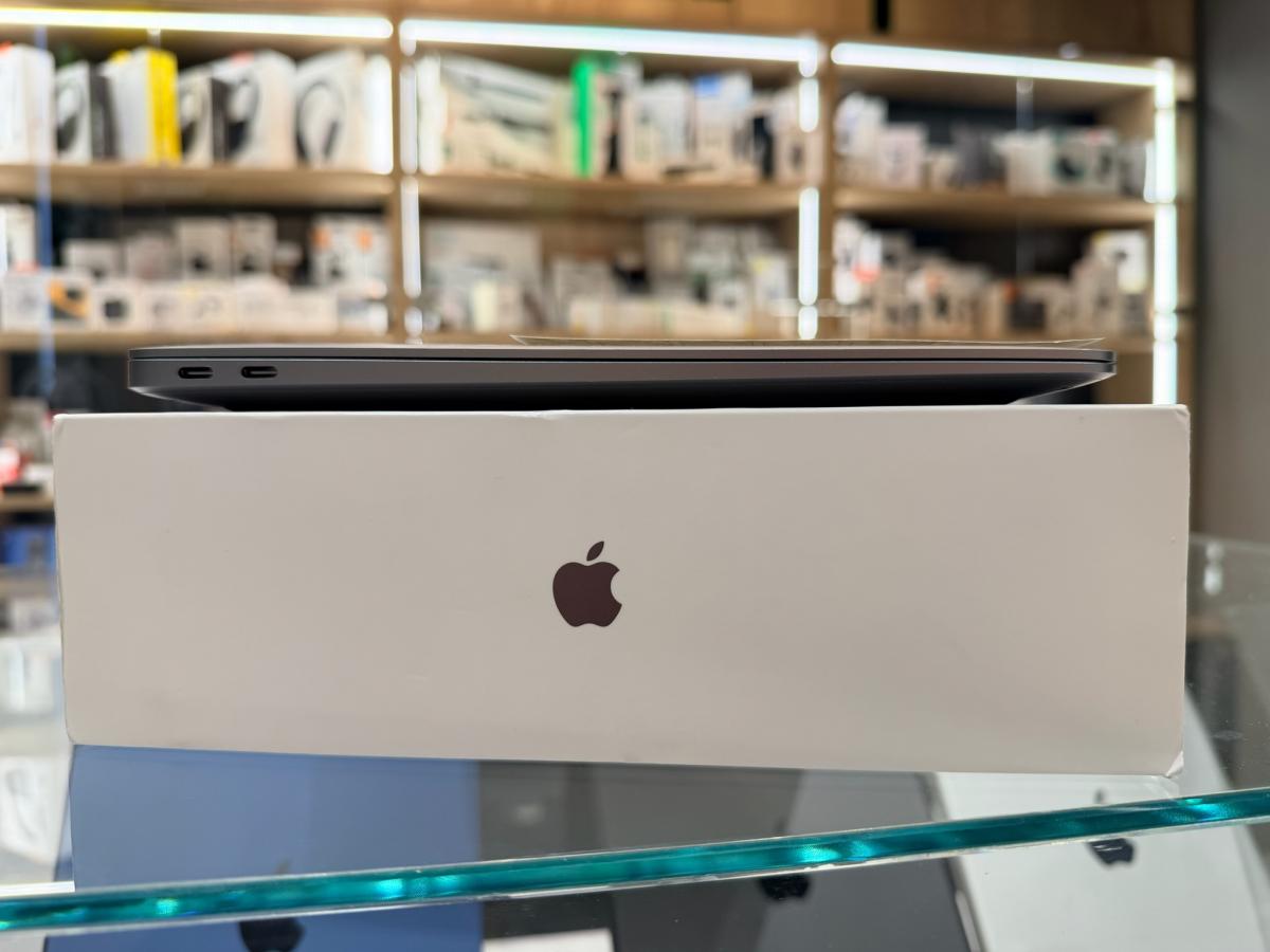 Apple MacBook Air M1 2020 Wi-Fi 256 GB, 12 hó garancia