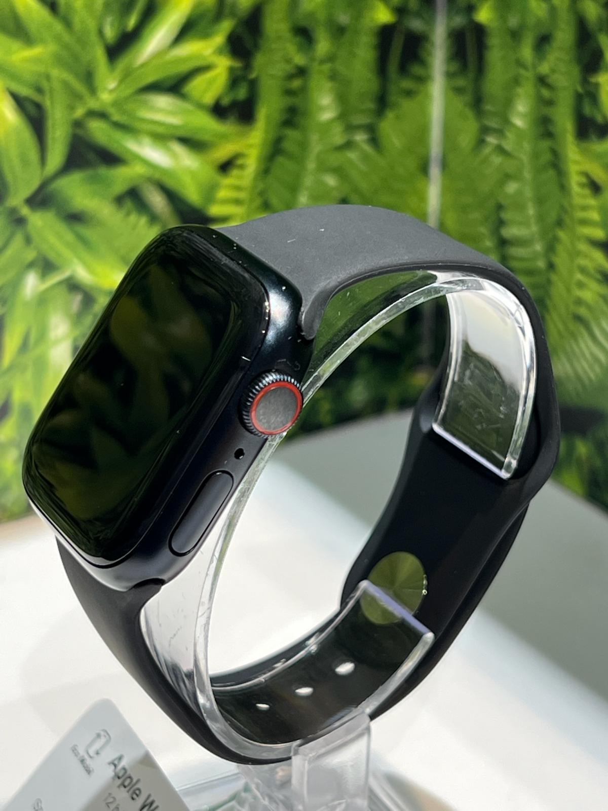 Apple Watch Series 8 Aluminum Kártyafüggetlen, 12 hó garancia