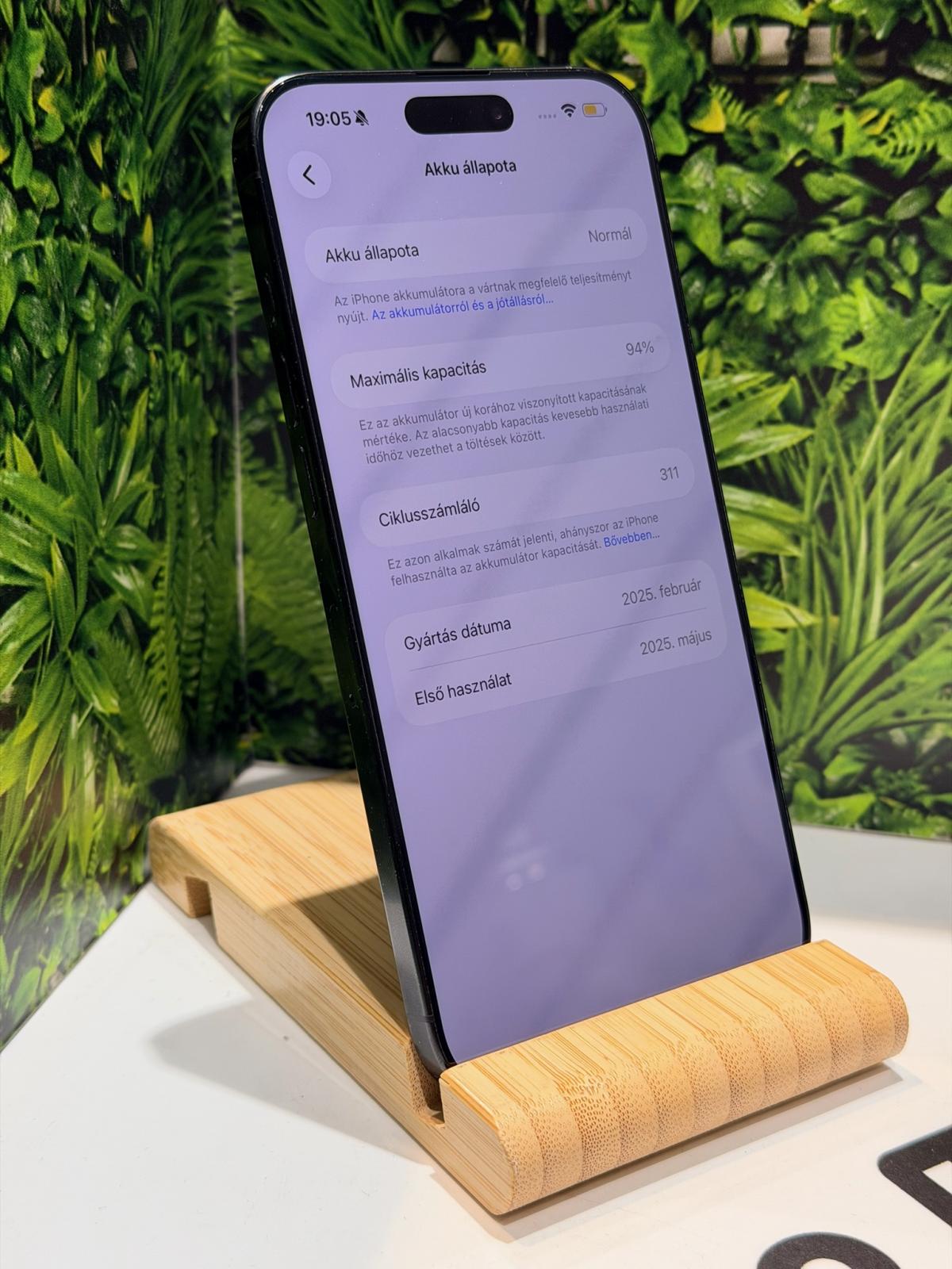 Apple iPhone 16 Pro Max Kártyafüggetlen 256 GB, 12 hó garancia