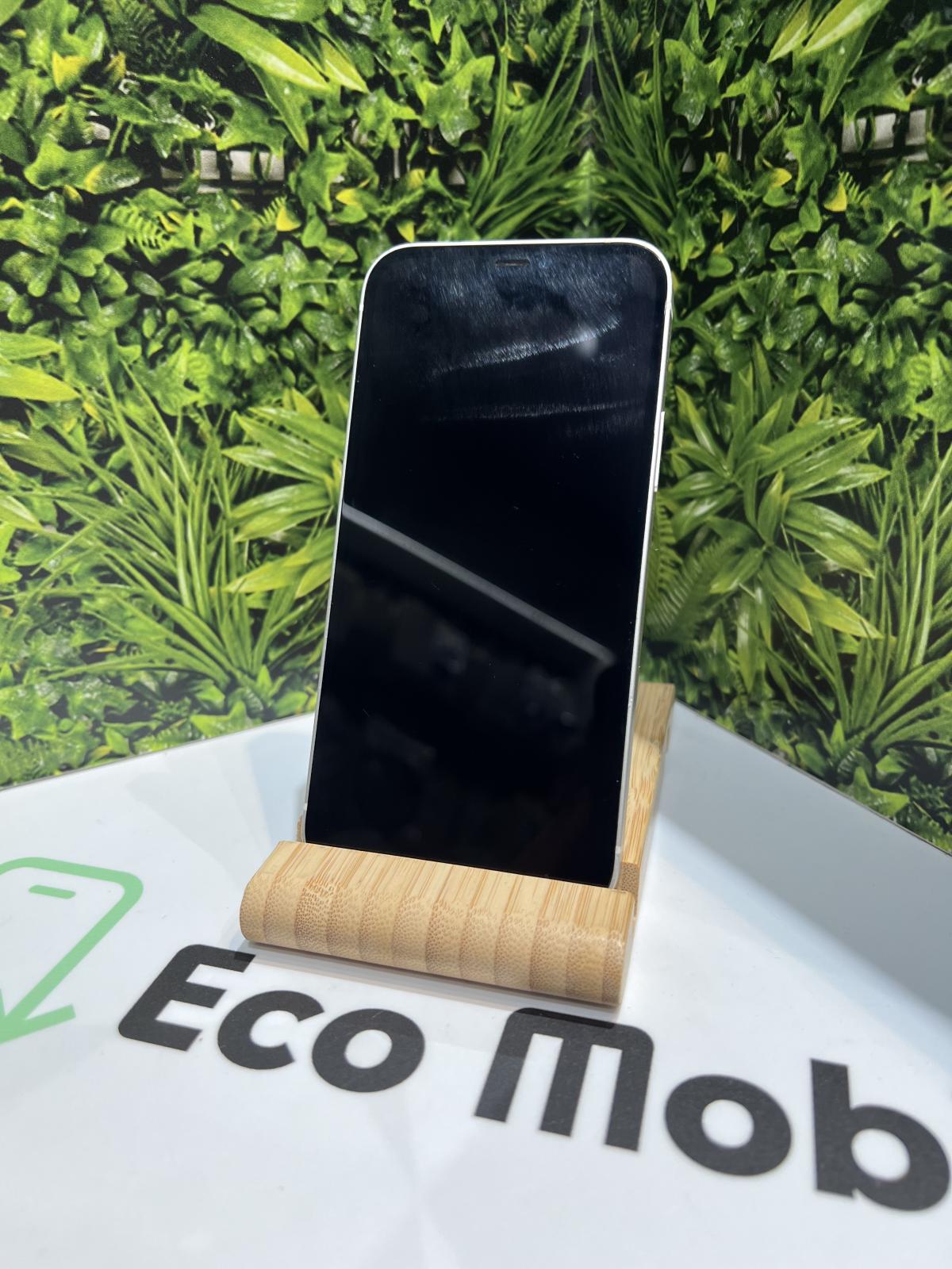 Apple iPhone 12 Kártyafüggetlen 128 GB, 12 hó garancia