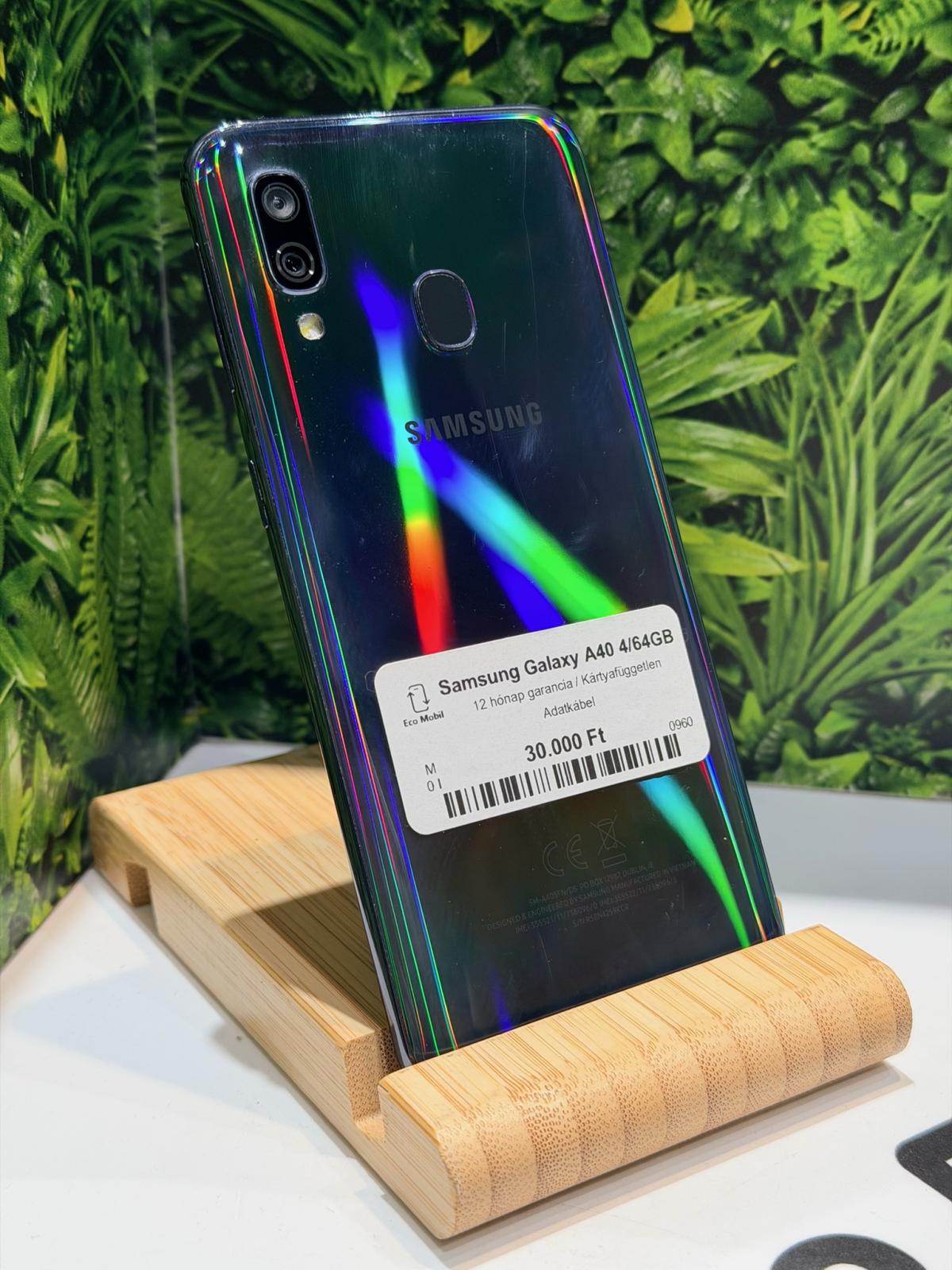 Samsung Galaxy A40 Dual Sim 64 GB, 12 hó garancia
