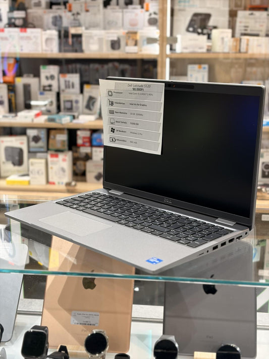 Dell Latitude 5520 Wi-Fi 512 GB, 12 hó garancia
